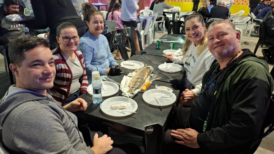 21ª Festa da Tainha de Matinhos reúne tradição, sabor e cultura caiçara no Balneário Gaivotas